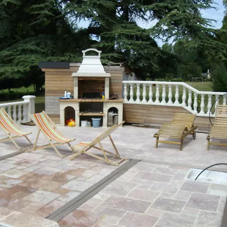 Chateau Des Arches