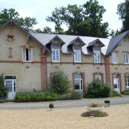Bed & Breakfast Chateau Des Arches Yvre-l'Eveque
